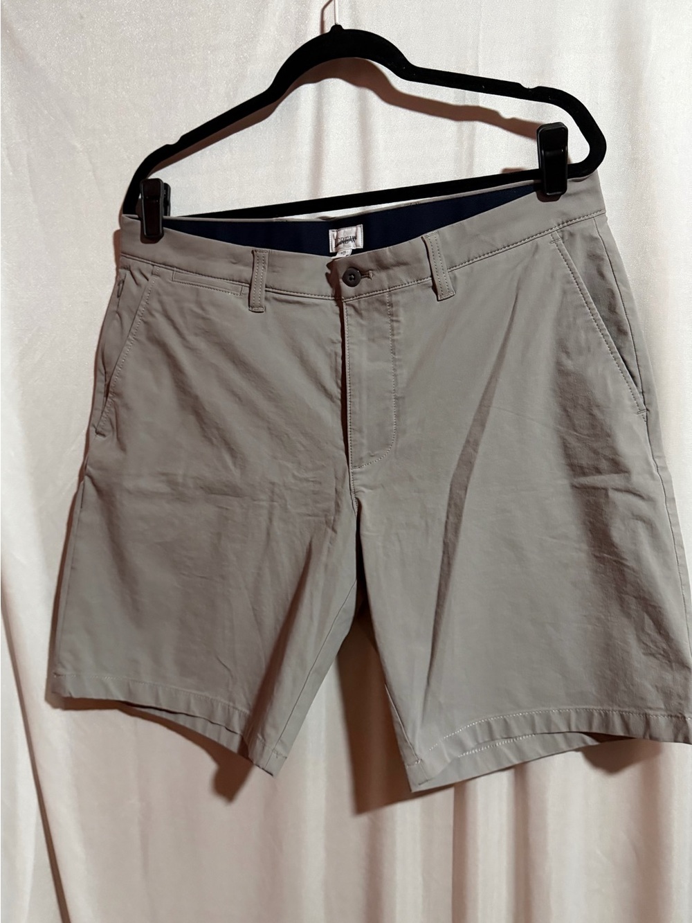 J.Crew Khaki Shorts 35 9-Inch Inseam CLW10A